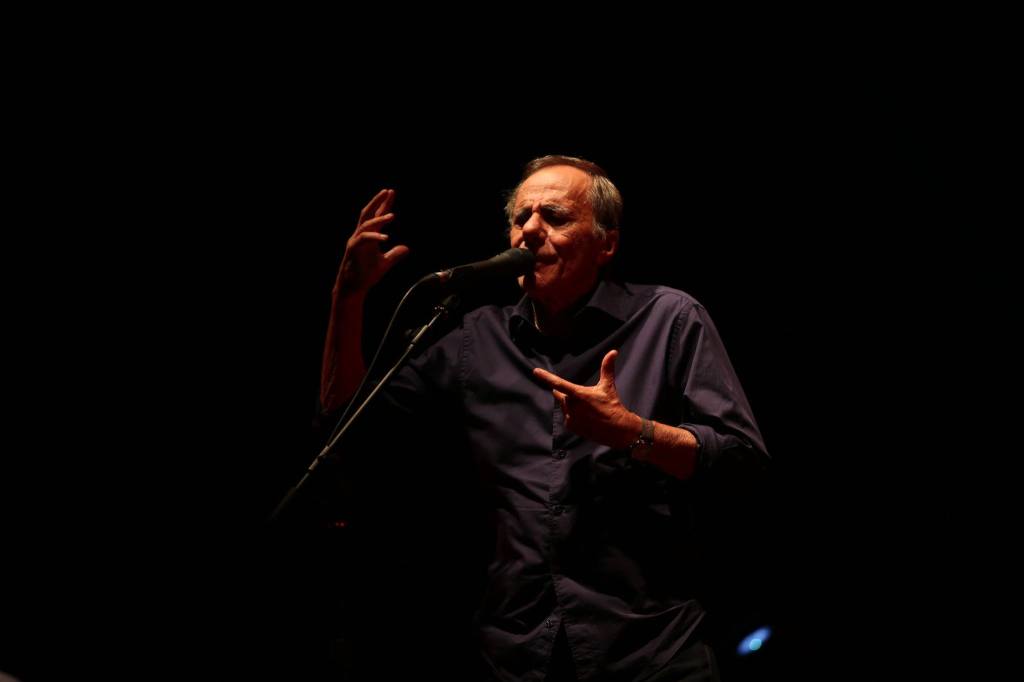 Vecchioni apre FdP-Padova